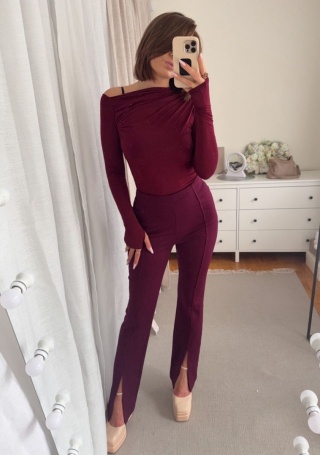 Asymetryczna bluzka Asymmetry Doll bordowa