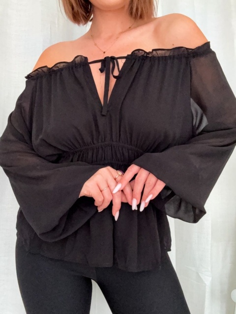 Bluzka z gumowanym dekoltem Boho Elegance czarna