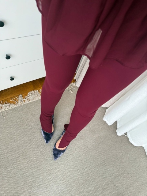 Elastyczne modelujące legginsy z rozporkiem Luciano bordowe