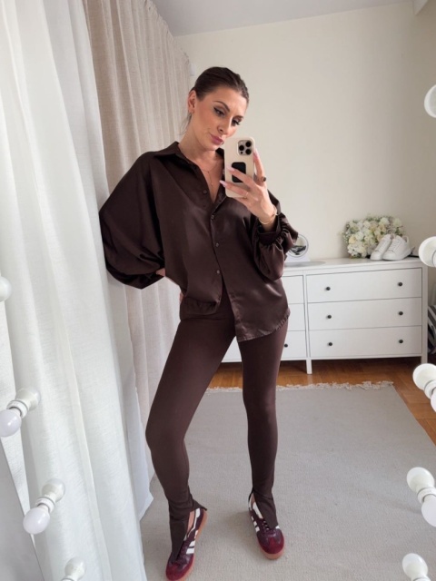 Satynowa koszula Batwing Satin czekoladowa