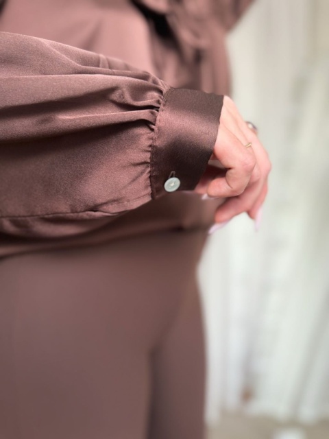 Satynowa koszula Nabu Silk czekoladowa
