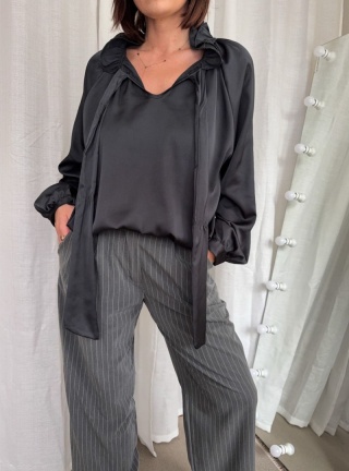 Satynowa koszula Nabu Silk grafitowa