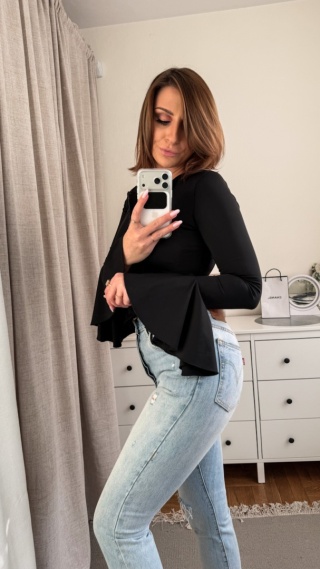 Bluzka z rozszerzanymi rękawami Aurora Zip Top