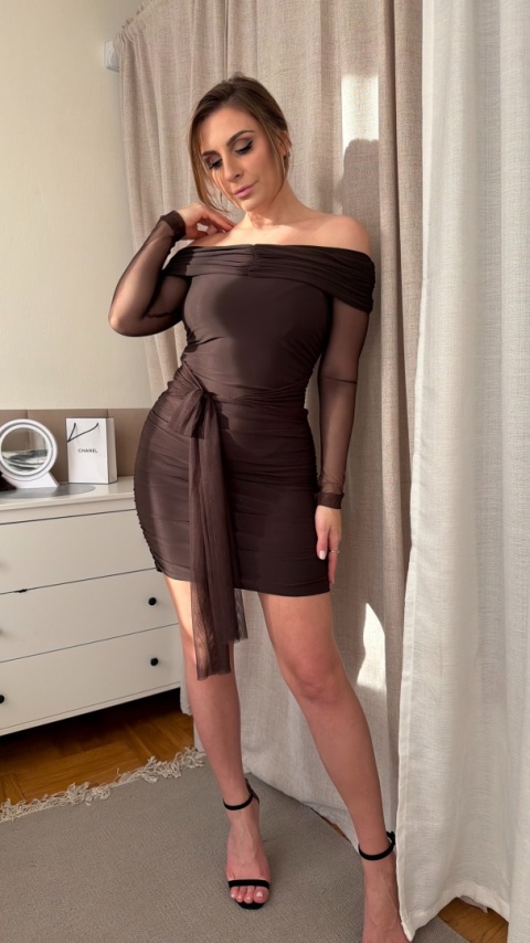 Dopasowana sukienka Midnight Veil brązowa