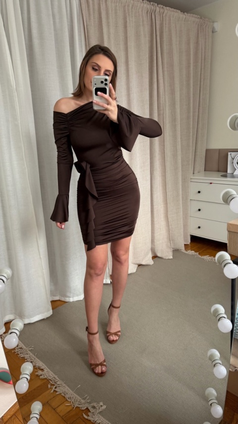 Elastyczna opinająca sukienka Celestian Siren brązowa