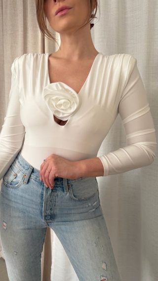 Elastyczne body Rosr Cut-Out ecru