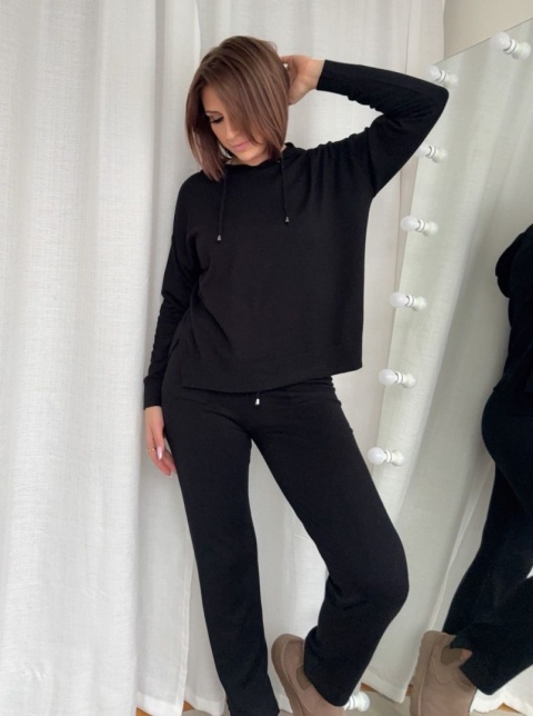 Miękki dzianinowy komplet Stellar Softness czarny