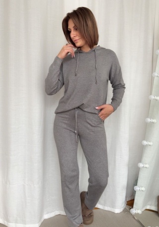 Miękki dzianinowy komplet Stellar Softness szary