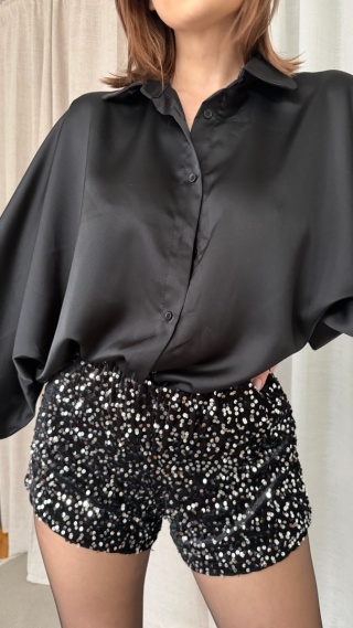 Shorty z cekinami Lunar Sparkle Shorts czarne 🖤