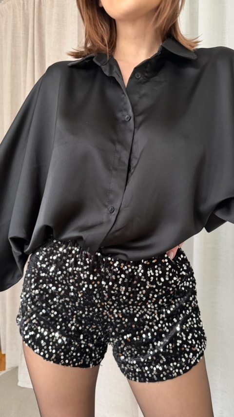 Shorty z cekinami Lunar Sparkle Shorts czarne 🖤