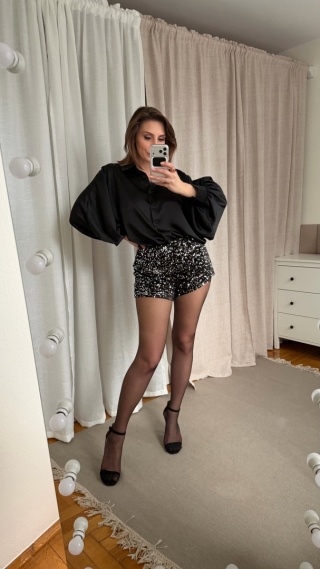 Shorty z cekinami Lunar Sparkle Shorts czarne 🖤