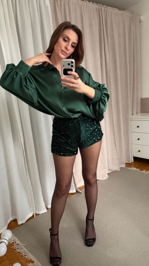 Shorty z cekinami Lunar Sparkle Shorts zielone 💚