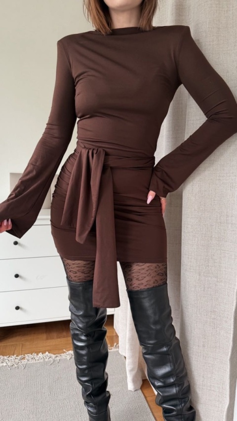 Sukienka z wiskozy Drapped Vibe czekoladowa