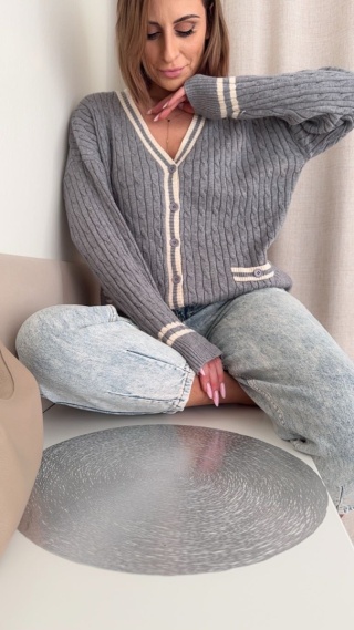 Sweter w stylu preppy Retro Old Money popielaty