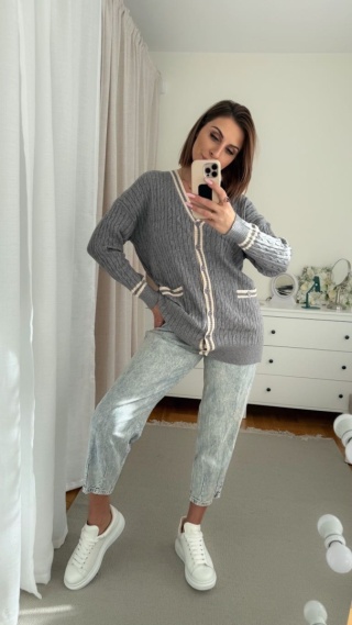 Sweter w stylu preppy Retro Old Money popielaty