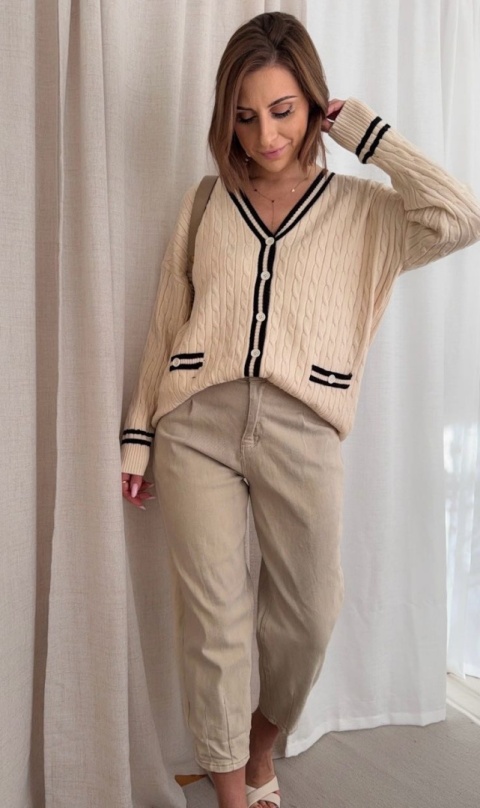 Sweter w stylu preppy Retro Old Money śmietankowy