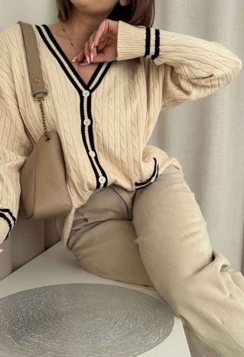 Sweter w stylu preppy Retro Old Money śmietankowy