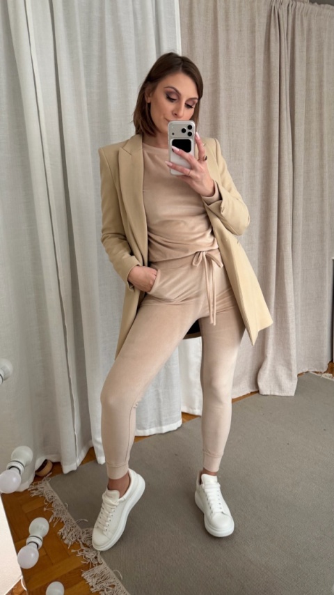 Welurowy zestaw Velvet Soul Set creamy nude