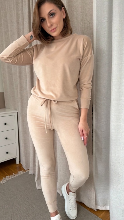 Welurowy zestaw Velvet Soul Set creamy nude