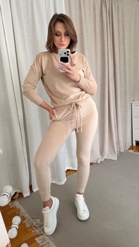 Welurowy zestaw Velvet Soul Set creamy nude